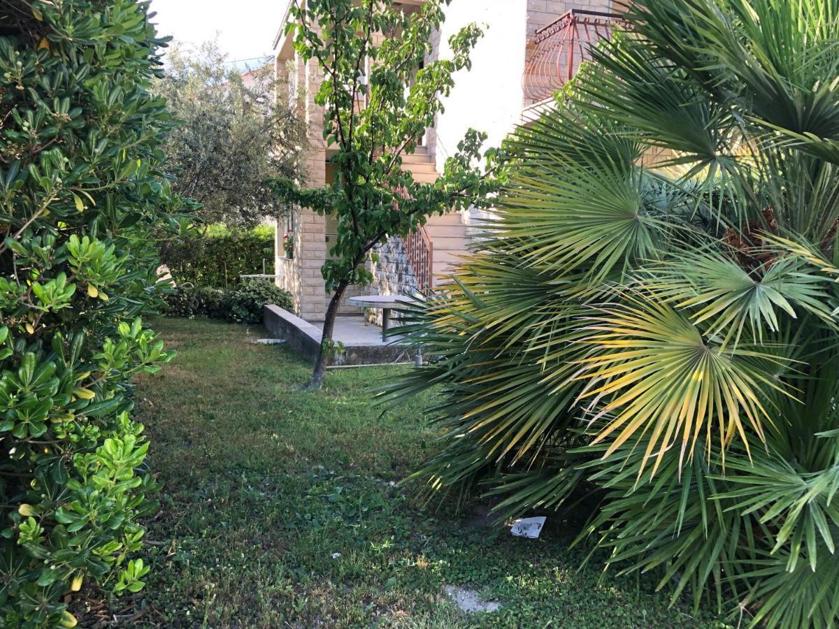 Garden Apartman Split Eksteriør billede